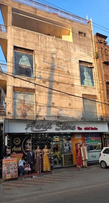 Aarti Store building in Ludhiana before the facade redesign
